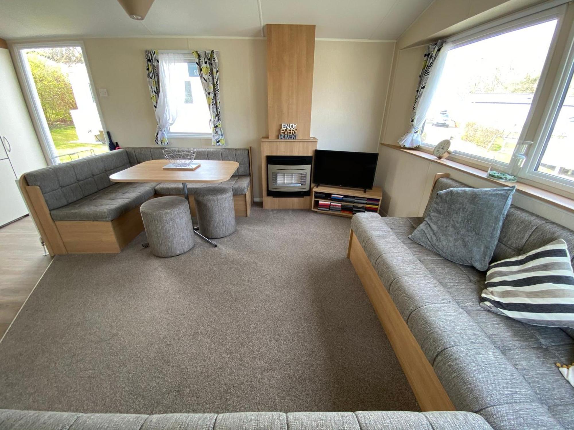 Whitecliff Bay Holiday Park - Most Popular Location Near Pools, Clubs And Beach Bembridge Luaran gambar